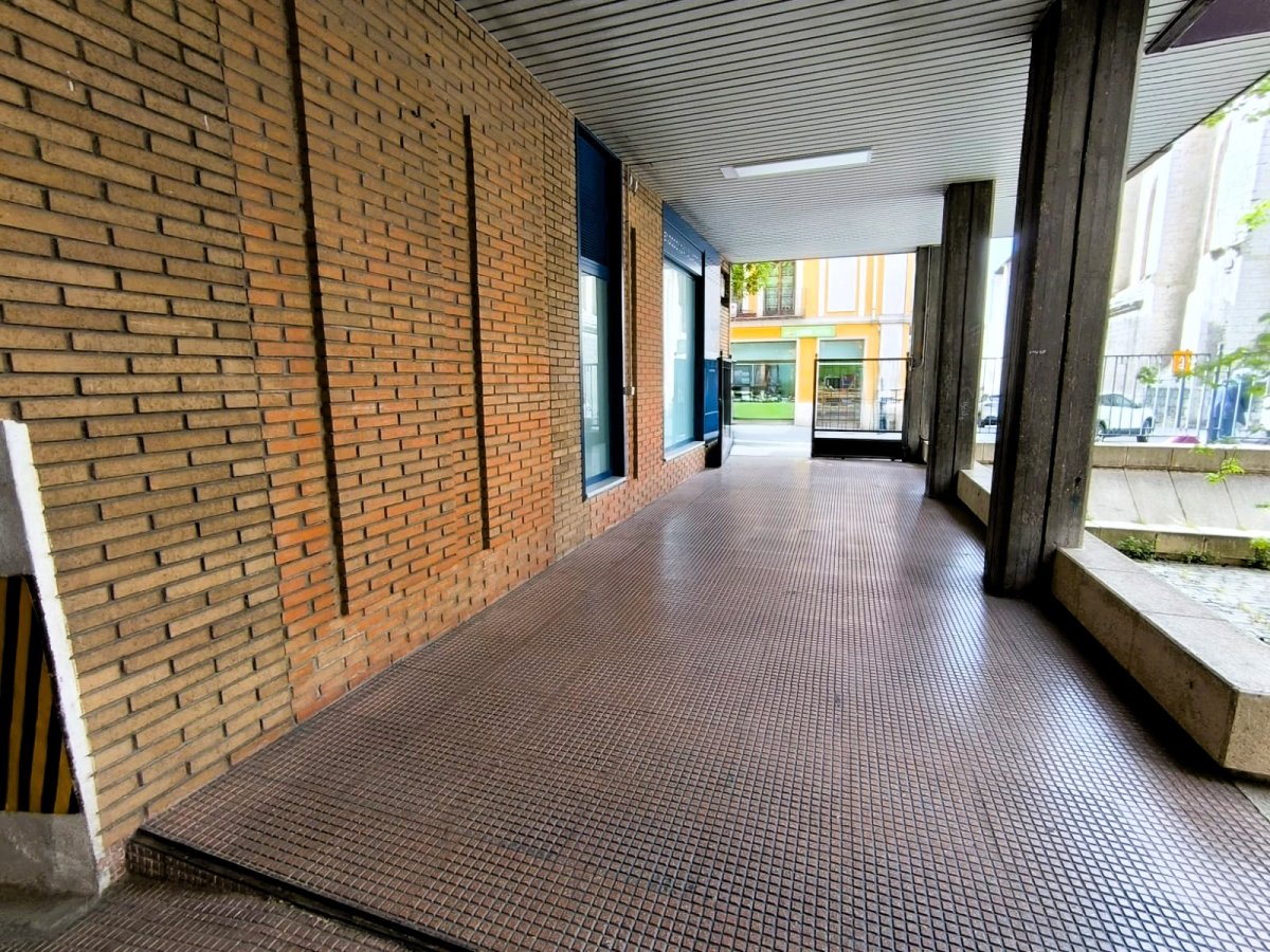 Venta Garaje Valladolid Acceso cómodo — Foto 8