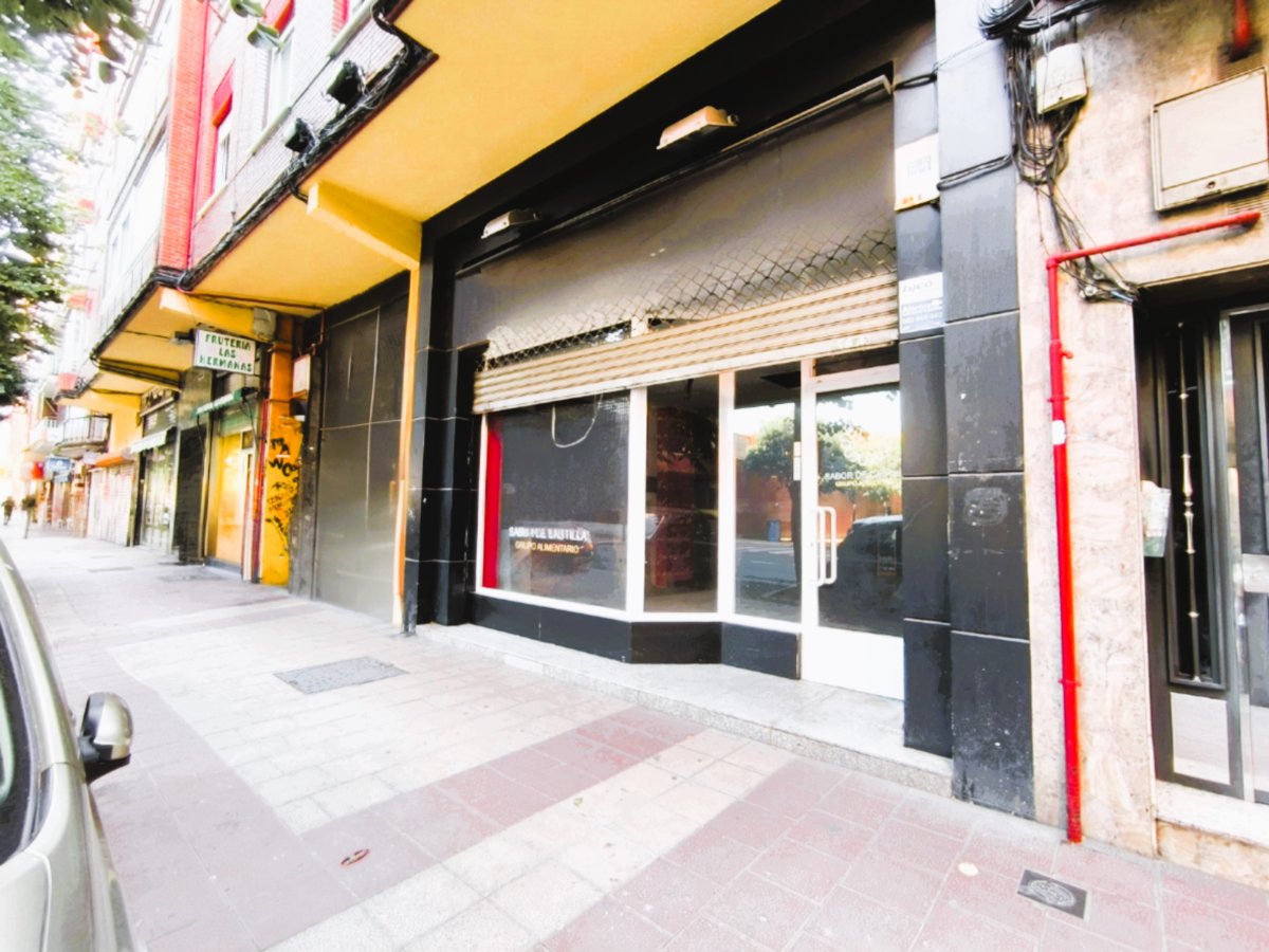Local en alquiler - Carnicería totalmente montada — Foto 1