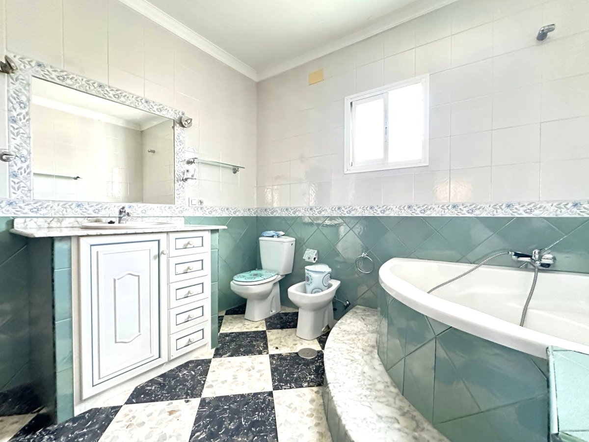 Chalet en venta en zona entre la Jara y Chipiona - 3 hab — Foto 5