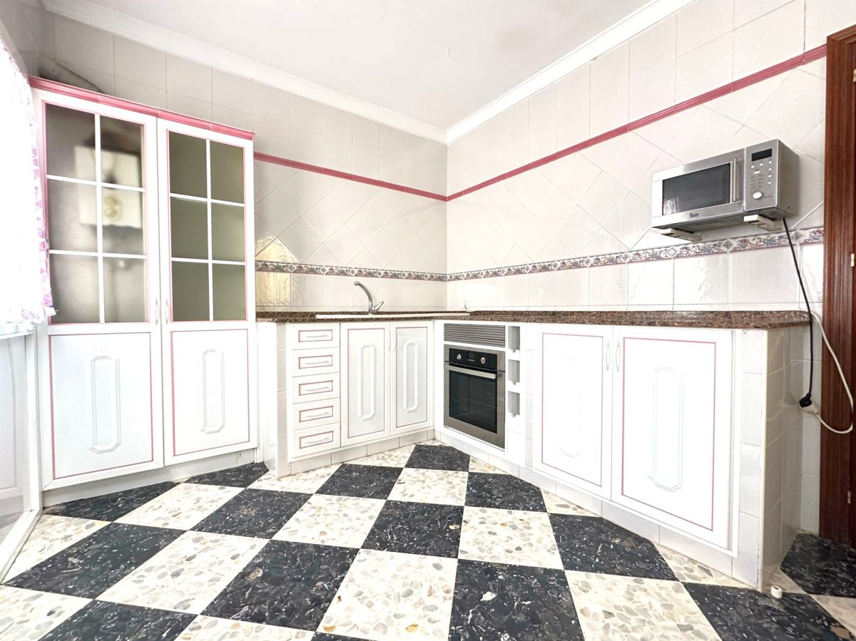 Chalet en venta en zona entre la Jara y Chipiona - 3 hab — Foto 10