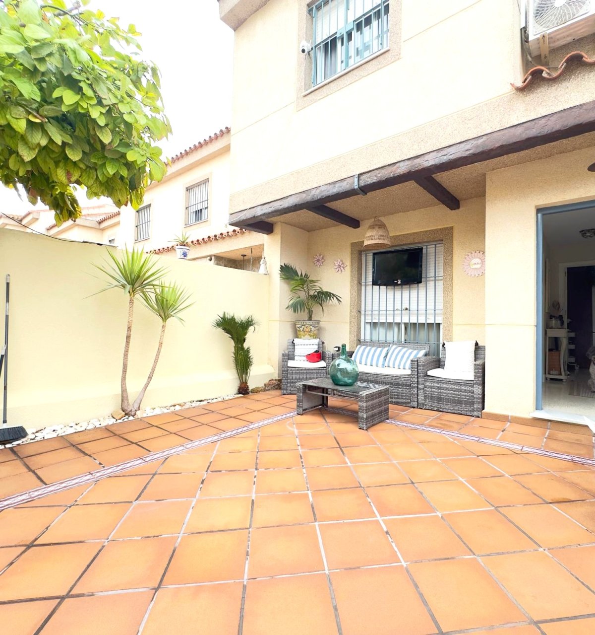 Unifamiliar en venta en Sanlúcar de Barrameda - 3 hab, patio — Foto 1