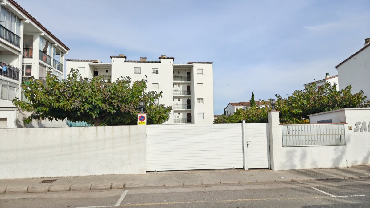 Estudio en venta en L’Escala - exterior con vistas — Foto 10