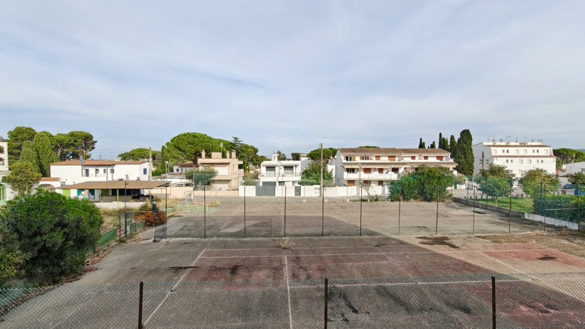 Estudio en venta en L’Escala - exterior con vistas — Foto 11