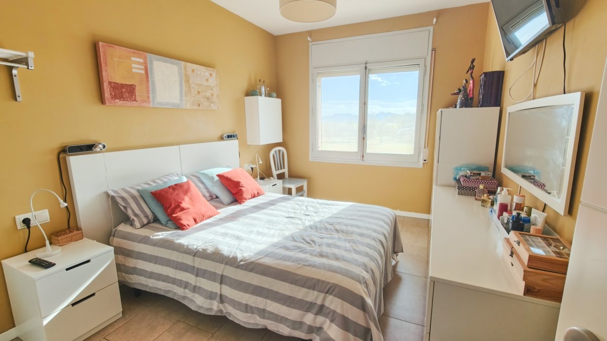 Casa en venta en Viladamat - 3 hab, jardín — Foto 11