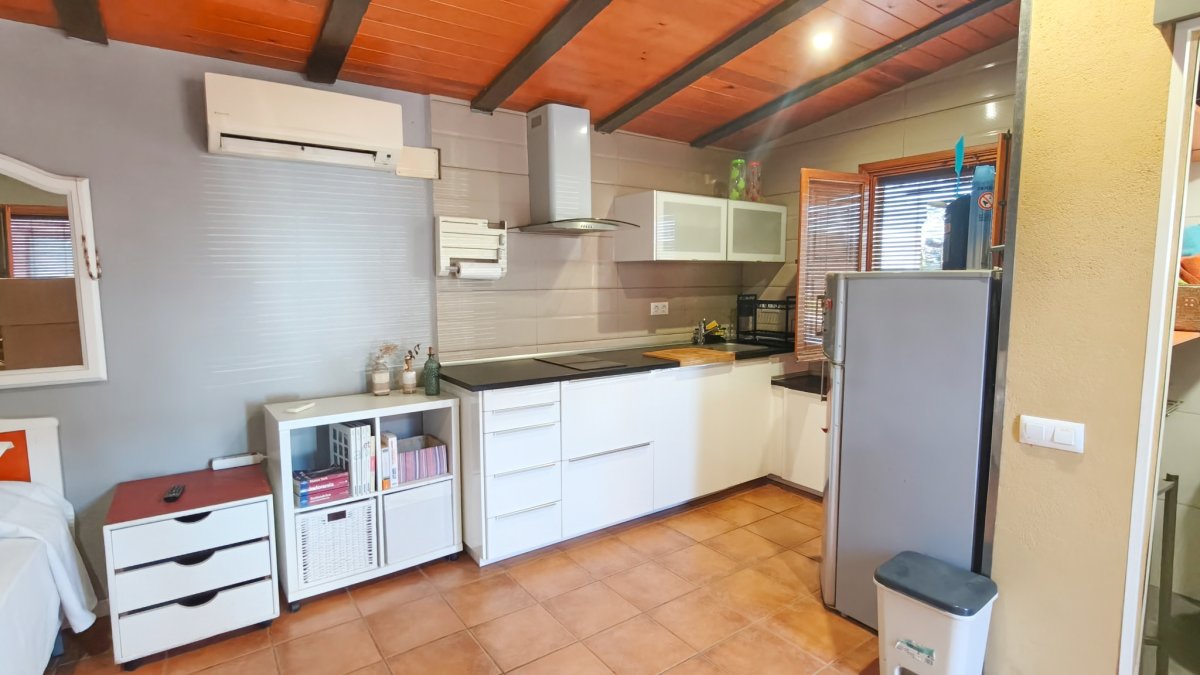 Casa en venta en Viladamat - 3 hab, jardín — Foto 14