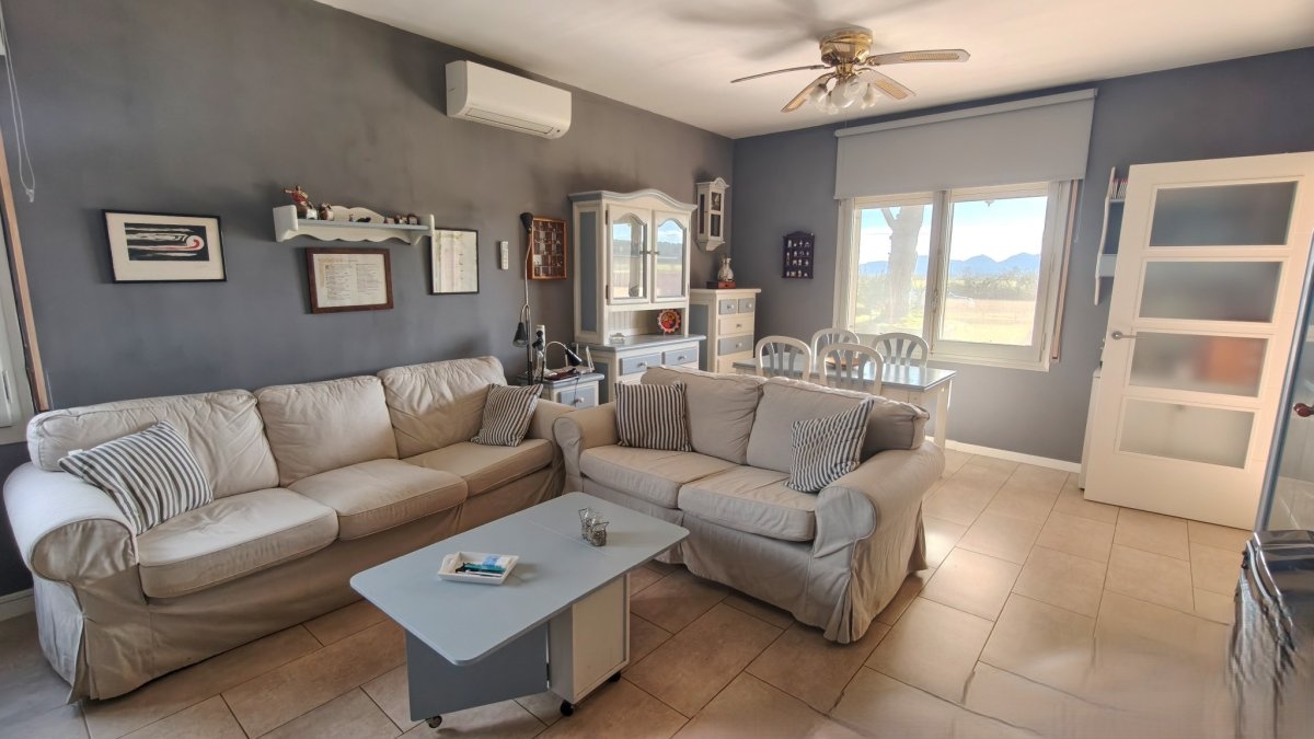 Casa en venta en Viladamat - 3 hab, jardín — Foto 31
