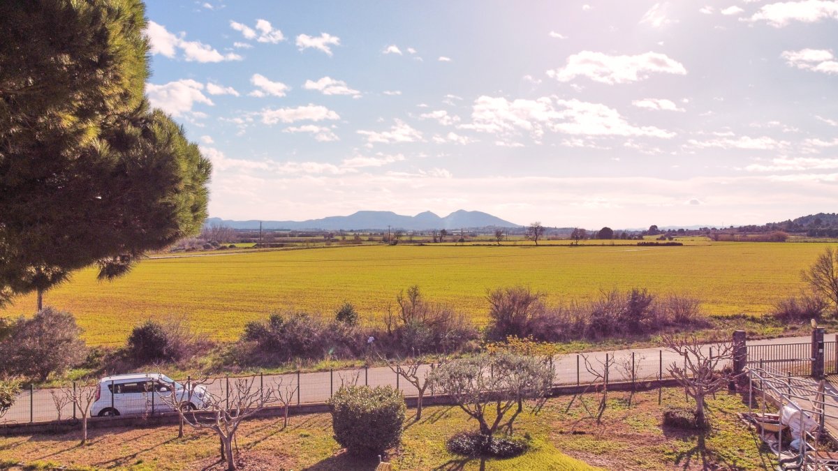 Casa en venta en Viladamat - 3 hab, jardín — Foto 27