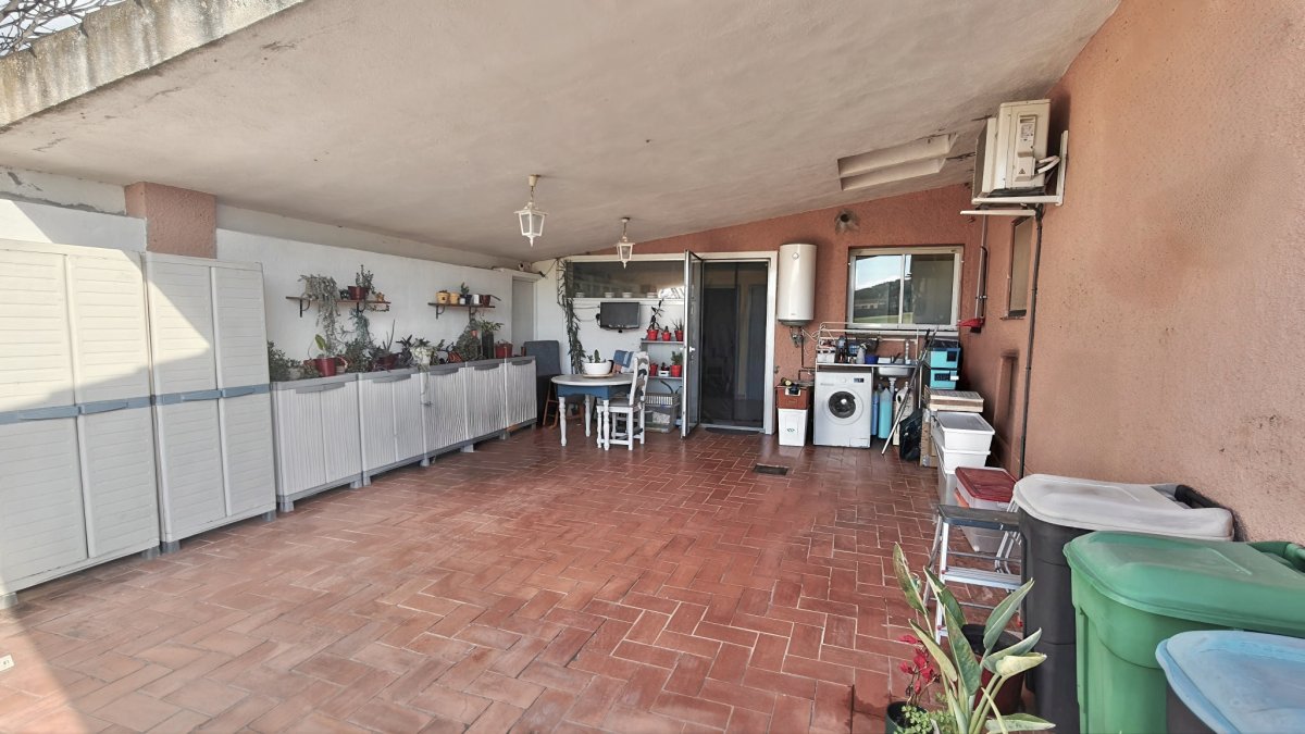 Casa en venta en Viladamat - 3 hab, jardín — Foto 25