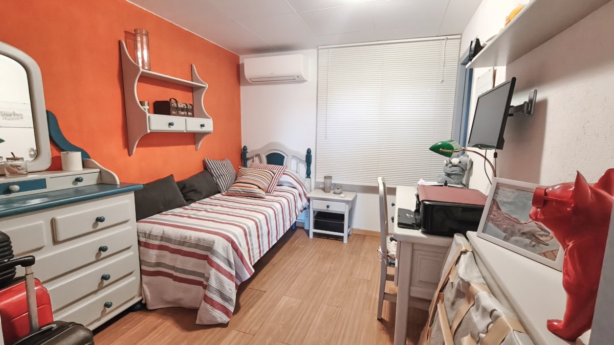 Casa en venta en Viladamat - 3 hab, jardín — Foto 34