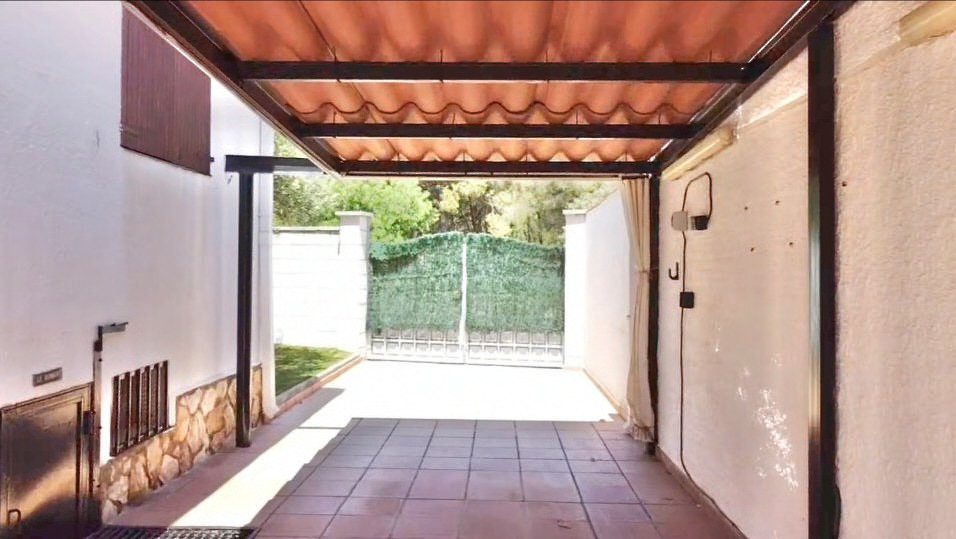 Venta Casa Riells / Els Termes con Piscina Comunitaria — Foto 12
