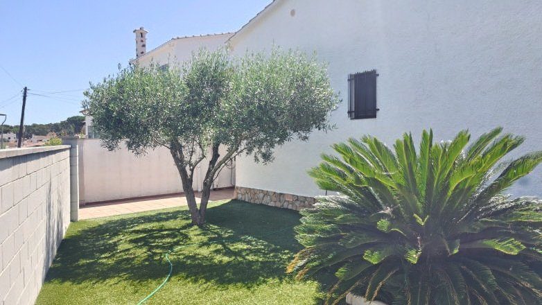Venta Casa Riells / Els Termes con Piscina Comunitaria — Foto 7