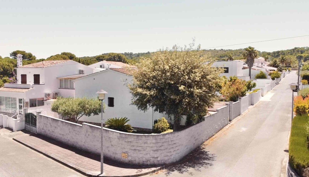 Venta Casa Riells / Els Termes con Piscina Comunitaria — Foto 8