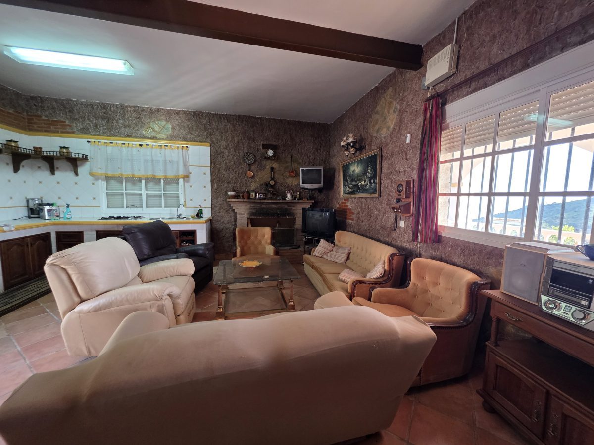🌿 Finca única con 160.000 m² – naturaleza, luz y gran potencial de inversión 🌿¿Buscas un lugar especial para vivir o un — Foto 6