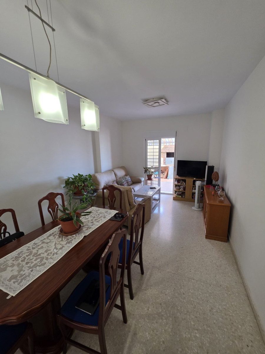 🏡✨ Bienvenido a tu nuevo hogar en Olletas – Sierra de Blanquilla ✨🏡Descubre esta encantadora casa adosada, un lugar pens — Foto 4