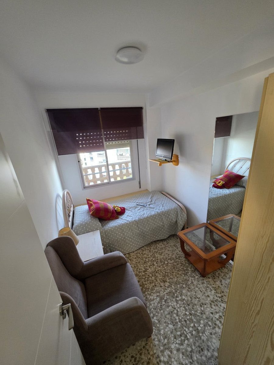 Descubre tu nuevo hogar en MarbellaTe presentamos este encantador piso en la zona de Torre Murciano, ideal para disfruta — Foto 13