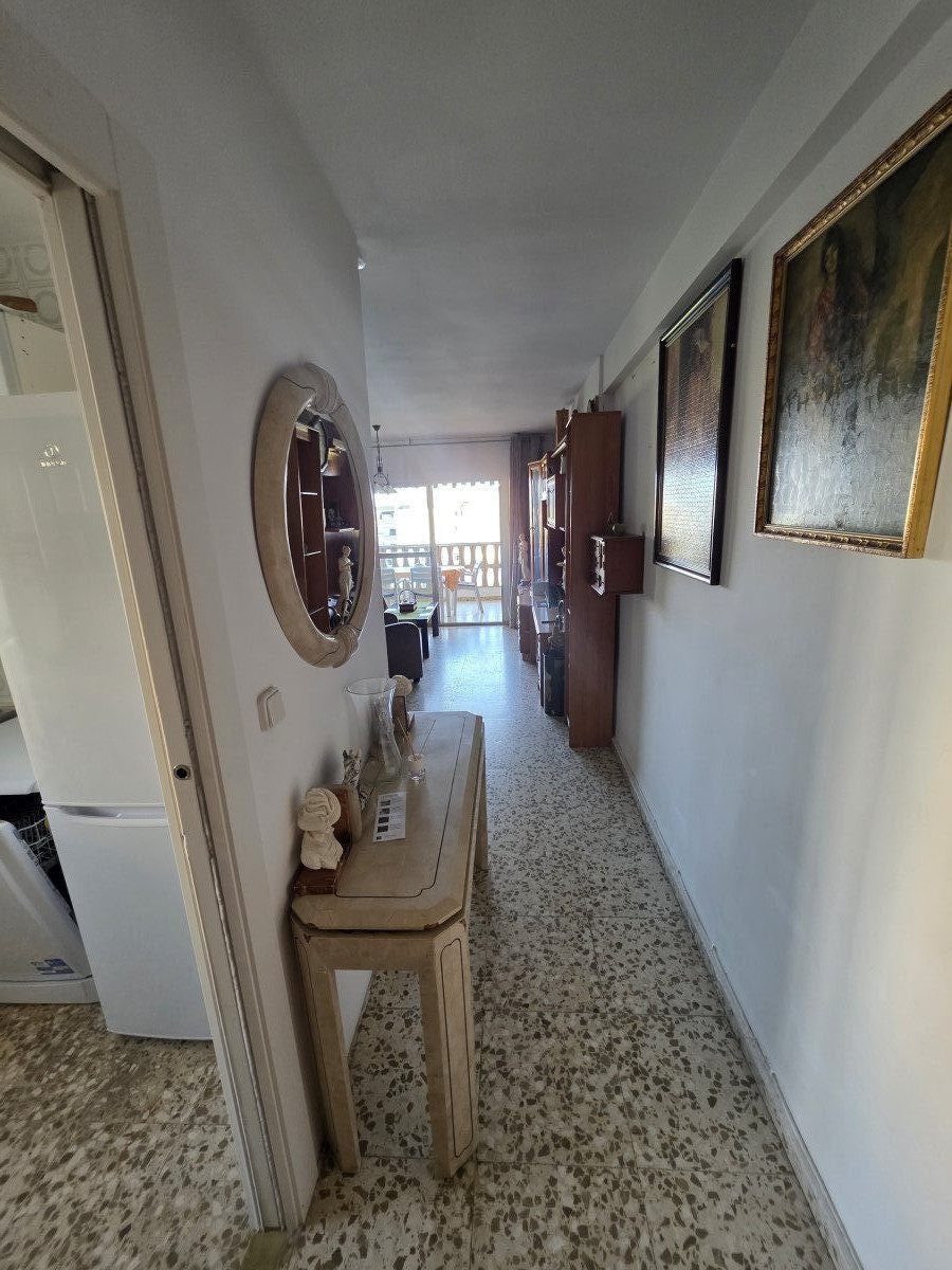 Descubre tu nuevo hogar en MarbellaTe presentamos este encantador piso en la zona de Torre Murciano, ideal para disfruta — Foto 6