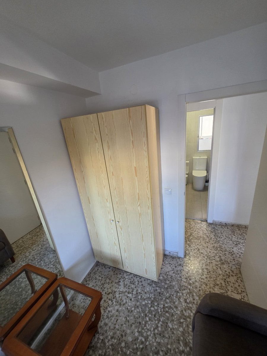 Descubre tu nuevo hogar en MarbellaTe presentamos este encantador piso en la zona de Torre Murciano, ideal para disfruta — Foto 14