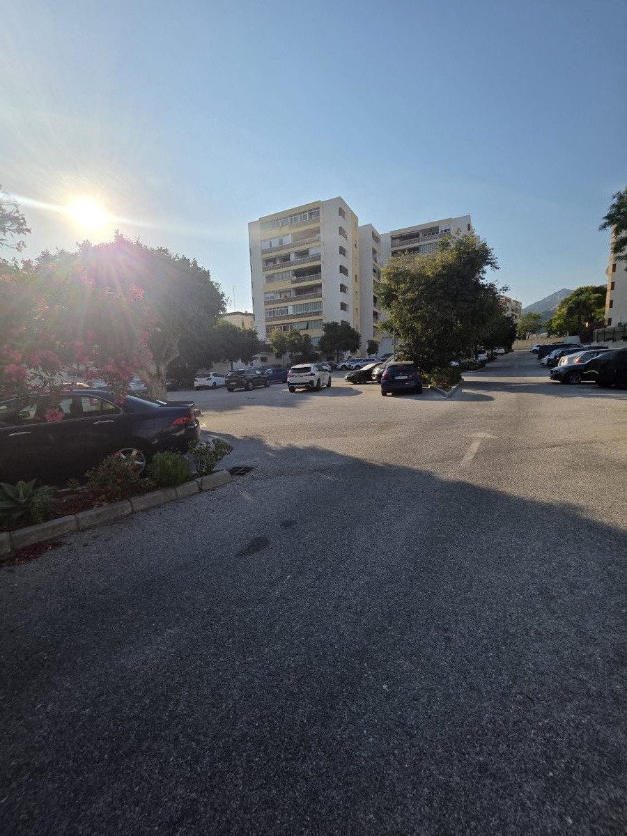 Descubre tu nuevo hogar en MarbellaTe presentamos este encantador piso en la zona de Torre Murciano, ideal para disfruta — Foto 23