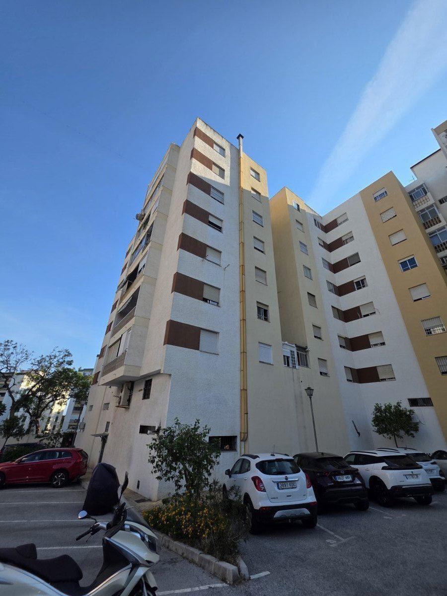 Descubre tu nuevo hogar en MarbellaTe presentamos este encantador piso en la zona de Torre Murciano, ideal para disfruta — Foto 22
