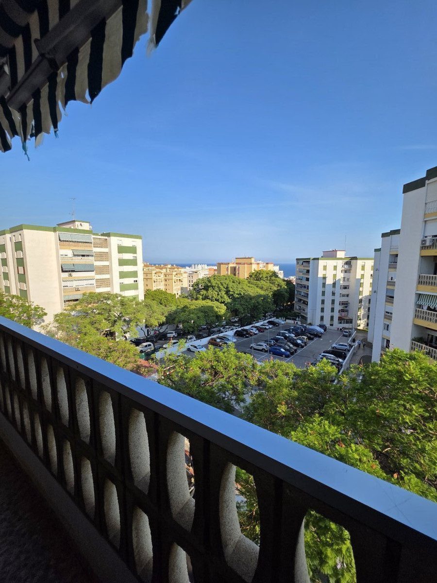 Descubre tu nuevo hogar en MarbellaTe presentamos este encantador piso en la zona de Torre Murciano, ideal para disfruta — Foto 24