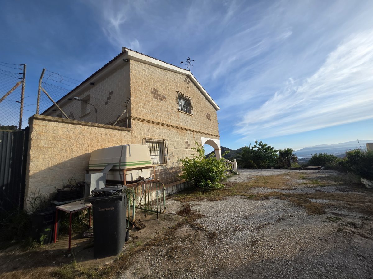 🌿 Finca única con 160.000 m² – naturaleza, luz y gran potencial de inversión 🌿 ¿Buscas un lugar especial para vivir o un — Foto 3