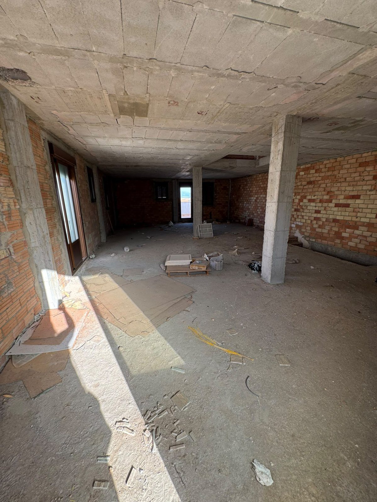 Casa en Campillos para terminarDescubre esta casa en Campillos, ideal para aquellos que buscan un proyecto para terminar — Foto 6