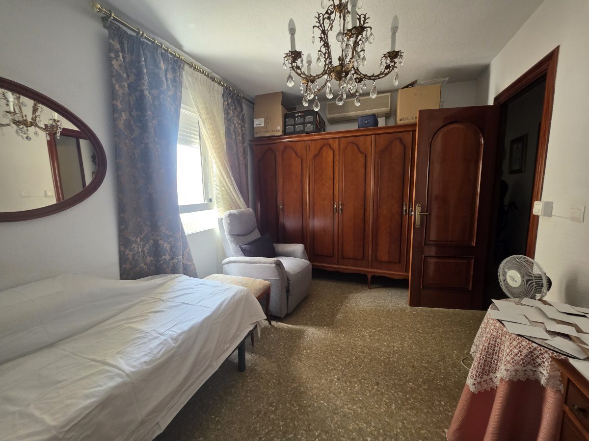 Tu nuevo hogar en Mauricio MoroDescubre este espectacular piso de 4 habitaciones, ideal para familias. Con 134m², ofrece — Foto 13