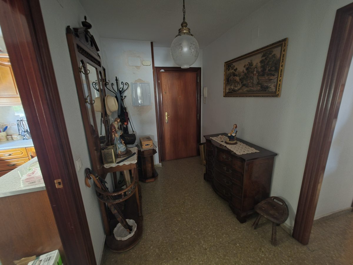 Tu nuevo hogar en Mauricio MoroDescubre este espectacular piso de 4 habitaciones, ideal para familias. Con 134m², ofrece — Foto 2
