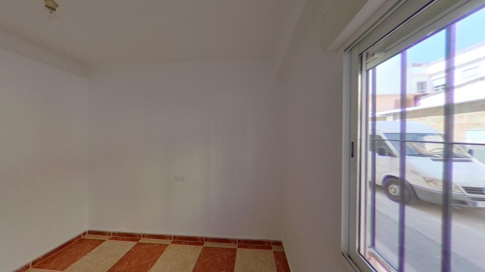 VIVIENDA 3 HABTIACIONES ALQUILADA CON SEGURO DE IMPAGO CIUDAD JARDIN V64 — Foto 6