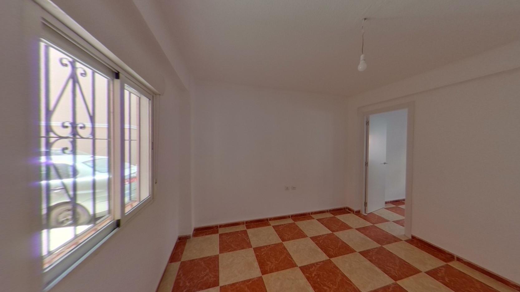 VIVIENDA 3 HABTIACIONES ALQUILADA CON SEGURO DE IMPAGO CIUDAD JARDIN V64 — Foto 11