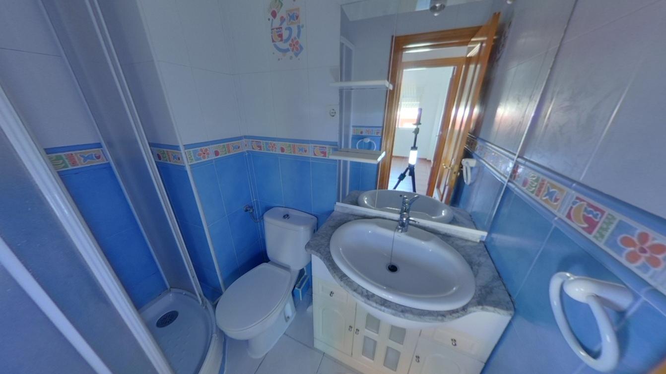 VIVIENDA ALQUILADA CON SEGURO DE IMPAGO EN PUERTO DE LA TORRE — Foto 9