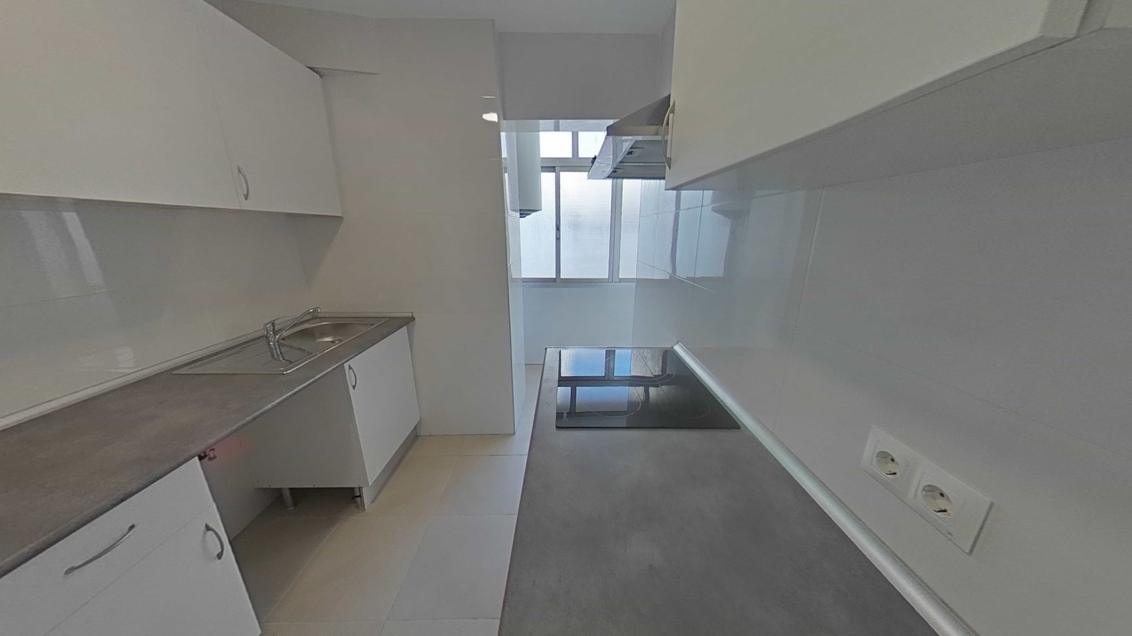 VIVIENDA ALQUILADA EN LA LUZ — Foto 4