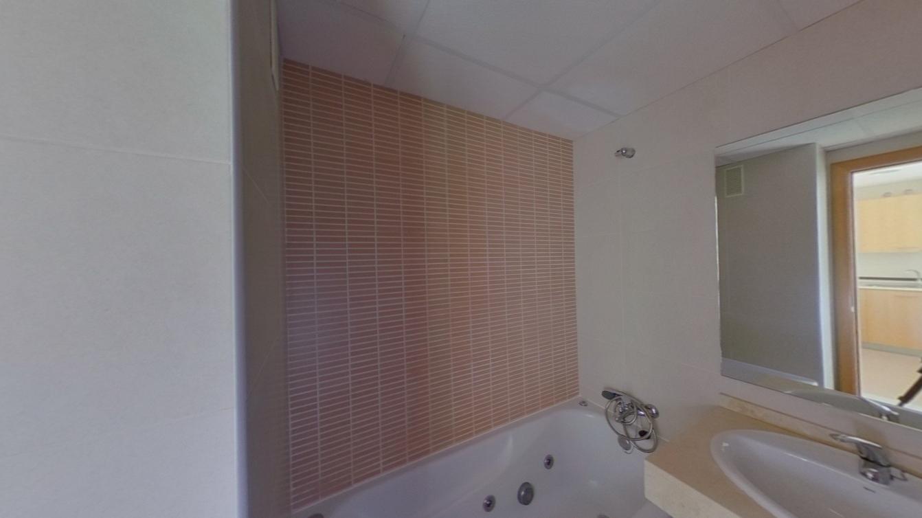VIVIENDA ALQUILADA CON SEGURO DE IMPAGO EN TEATINOS — Foto 12