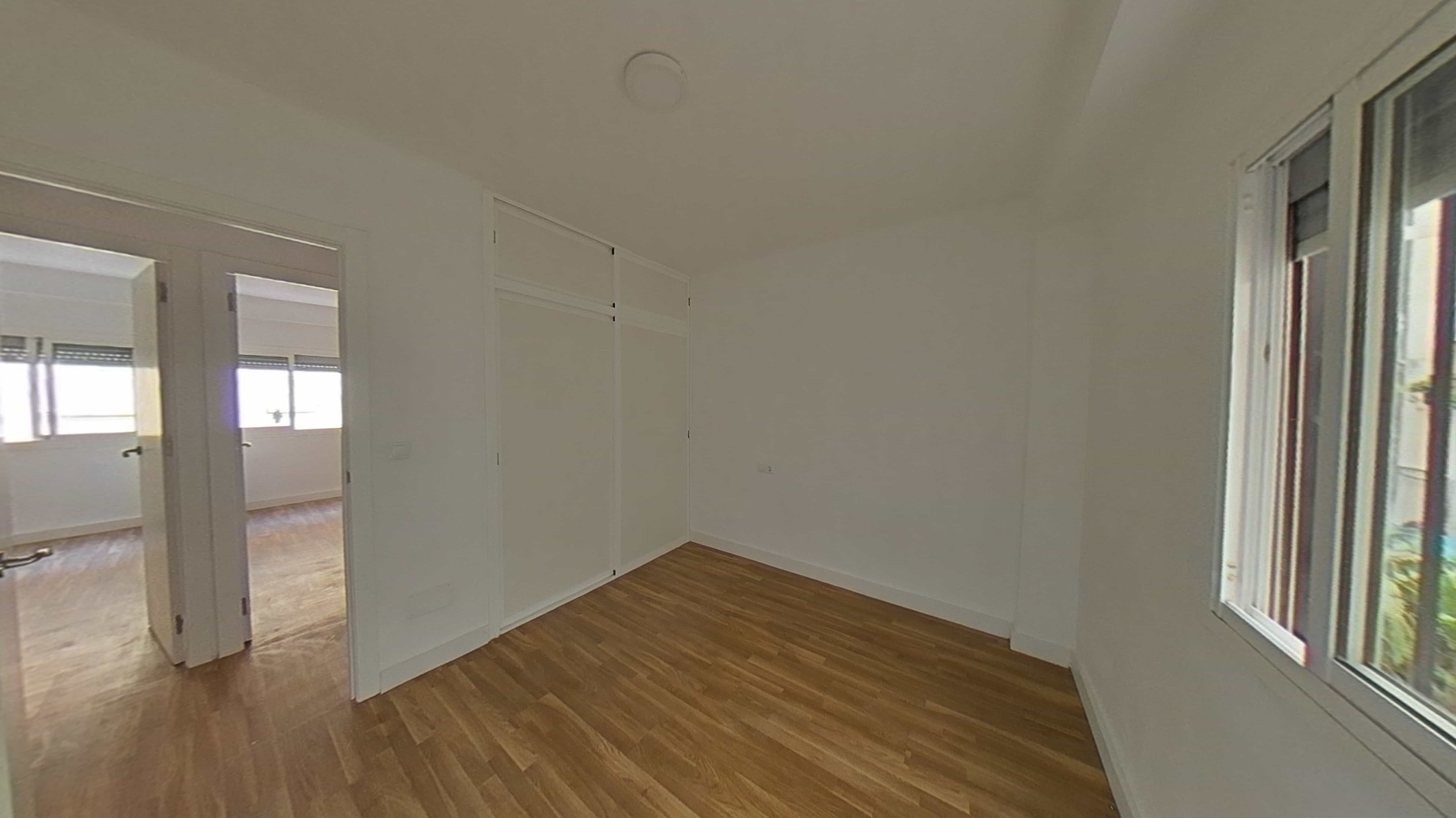 VIVIENDA ALQUILADA CON SEGUIRO DE IMPAGO EN VISTA FRANCA — Foto 8