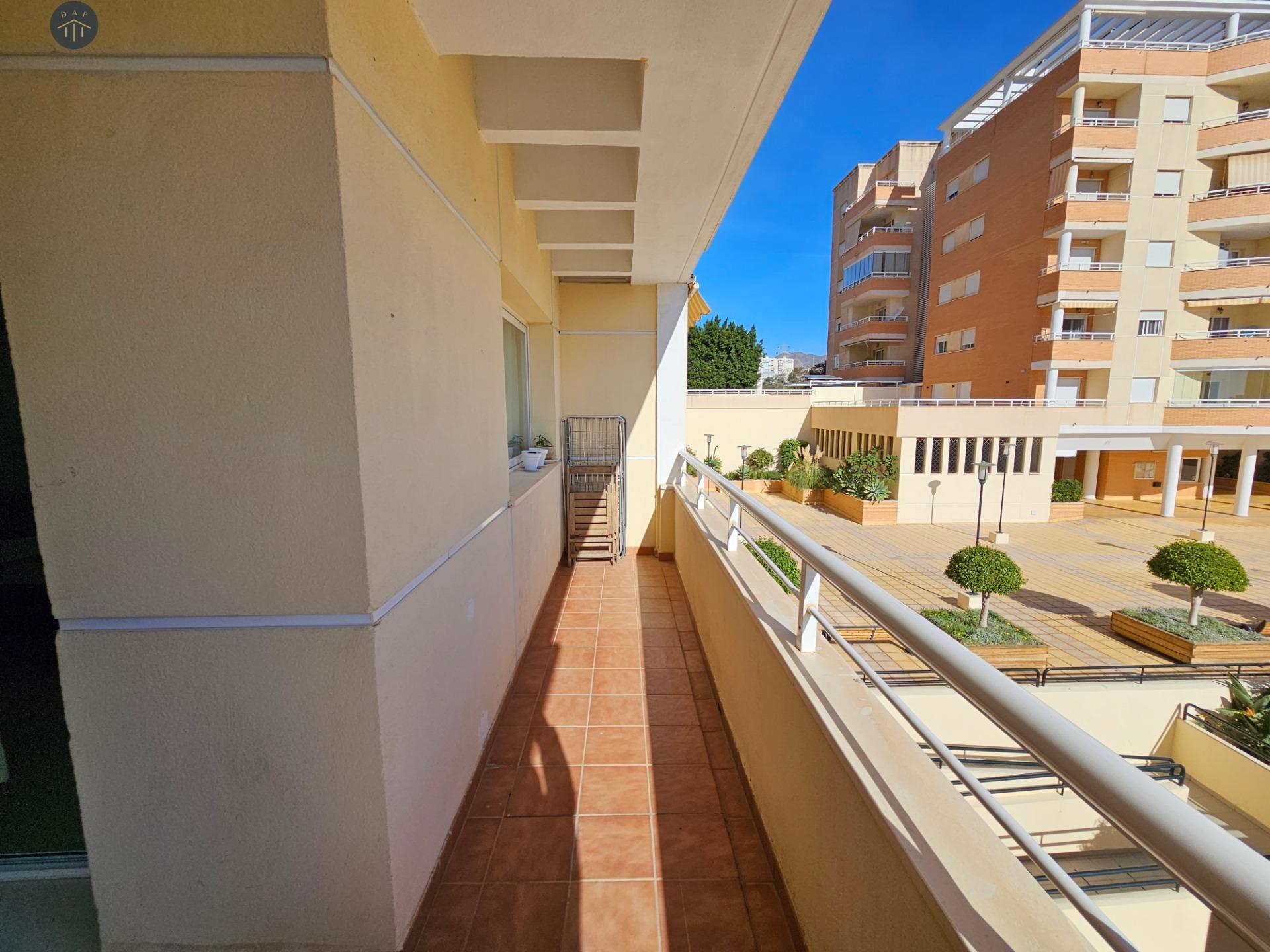 PISO EN PARQUE ATALAYA — Foto 32
