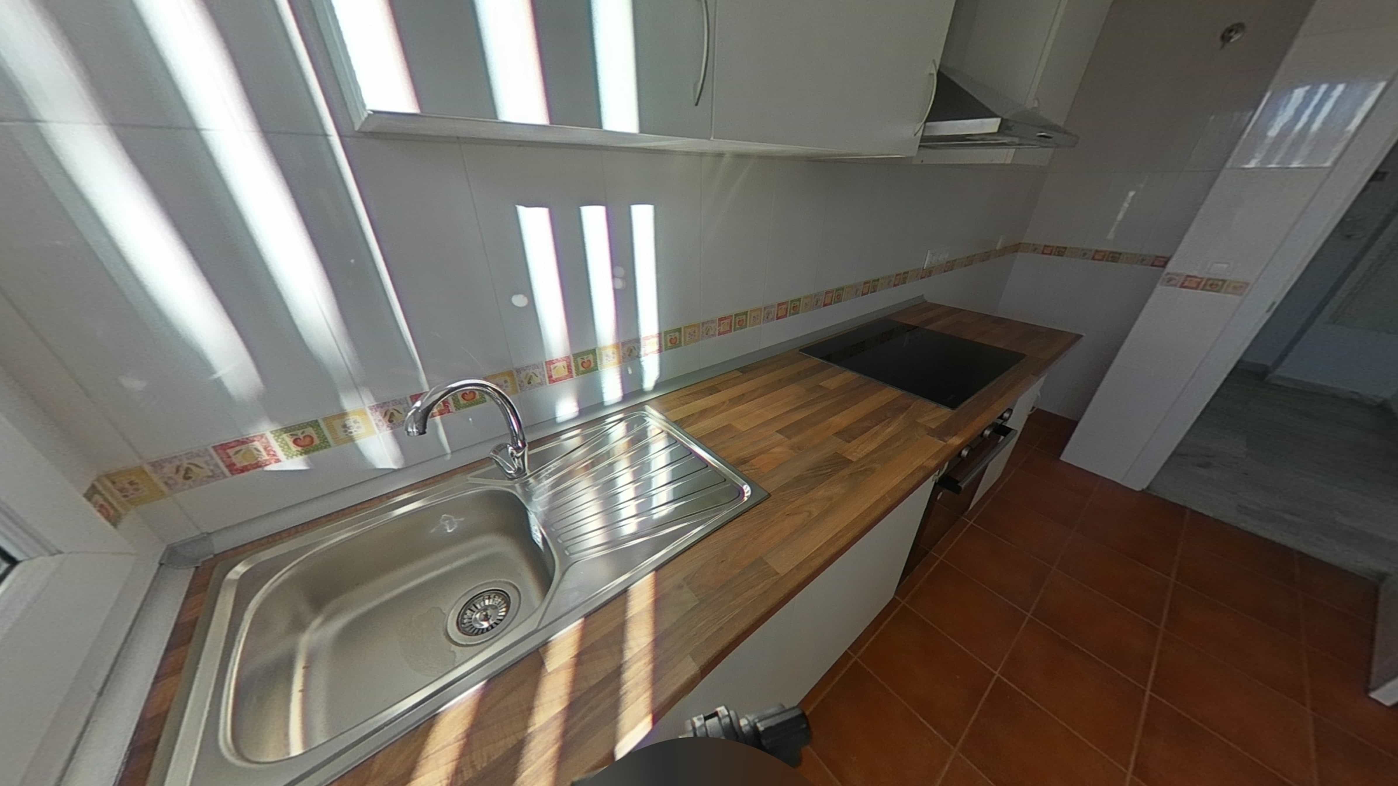 VIVIENDA 2 HABITACIONES EN EL RINCON DE LA VICTORIA ALQUILADO CON SEGURO DE IMPAGO — Foto 2