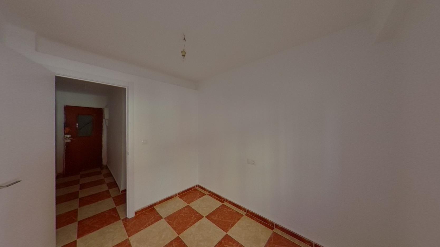 VIVIENDA 3 HABTIACIONES ALQUILADA CON SEGURO DE IMPAGO CIUDAD JARDIN V64 — Foto 5