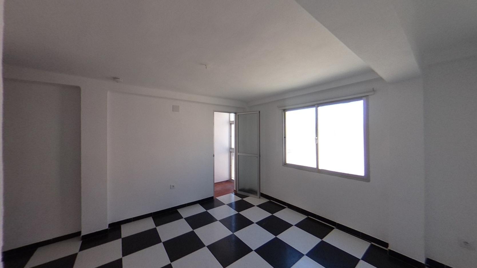 VIVIENDA ALQUILADA CON SEGURO DE IMPAGO EN SAN RAFAEL — Foto 7