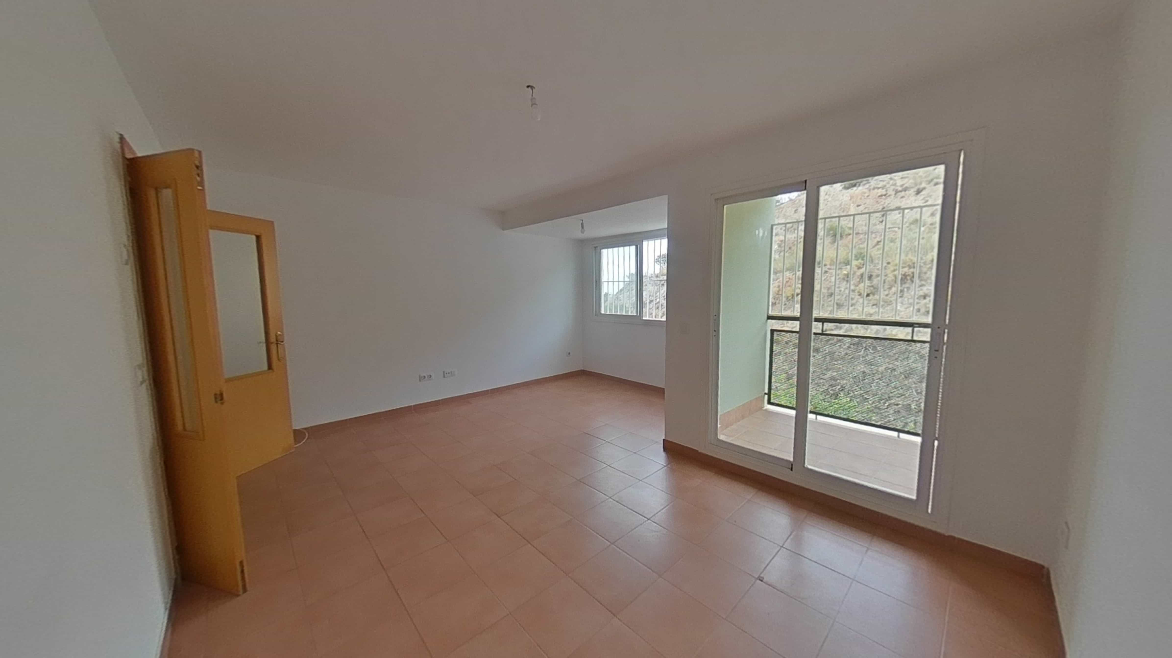 VIVIENDA ALQUILADA CON SEGURO DE IMPAGO PUERTO DE LA TORRE — Foto 3