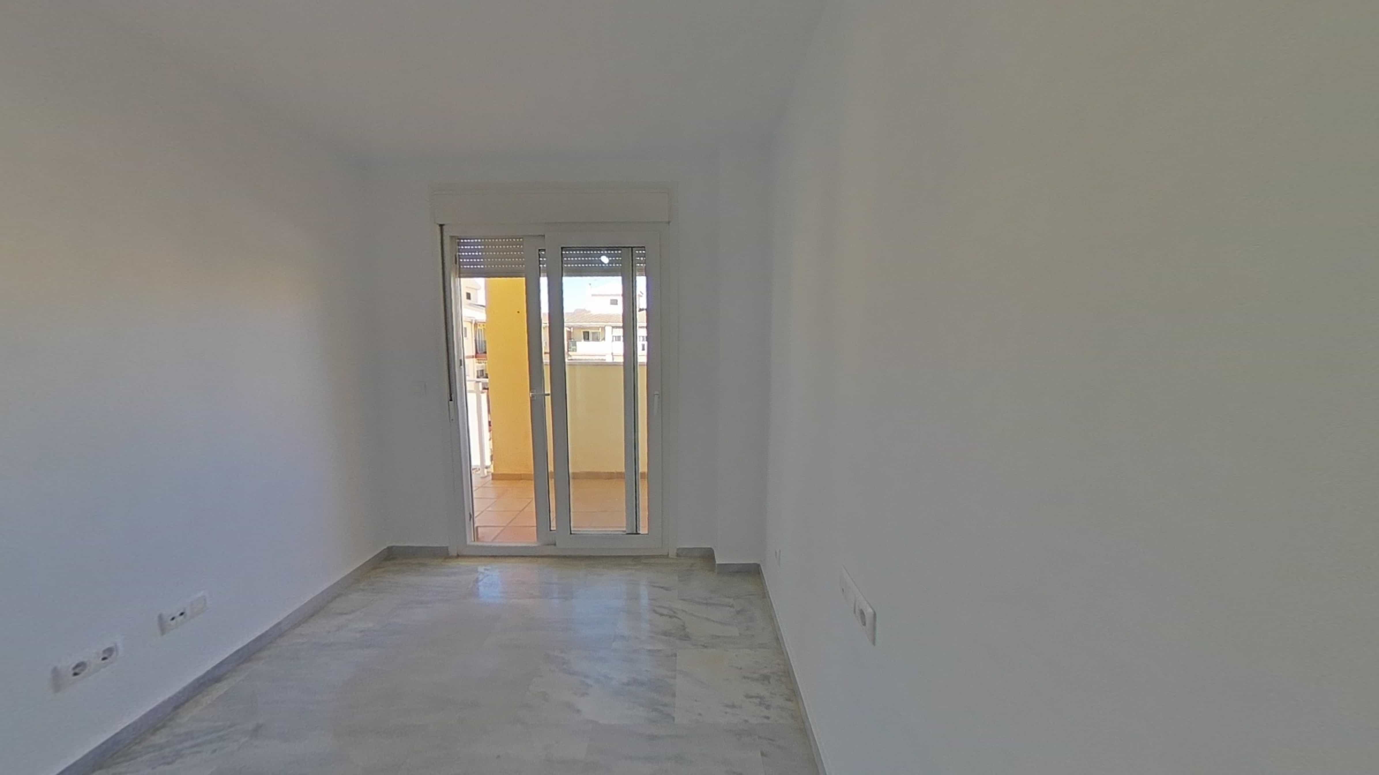 VIVIENDA DE 3 HABITACIONES 2 BAÑOS ALQUILADA CON SEGURO DE IMPAGO EN EL RINCON DE LA VICTORIA — Foto 23
