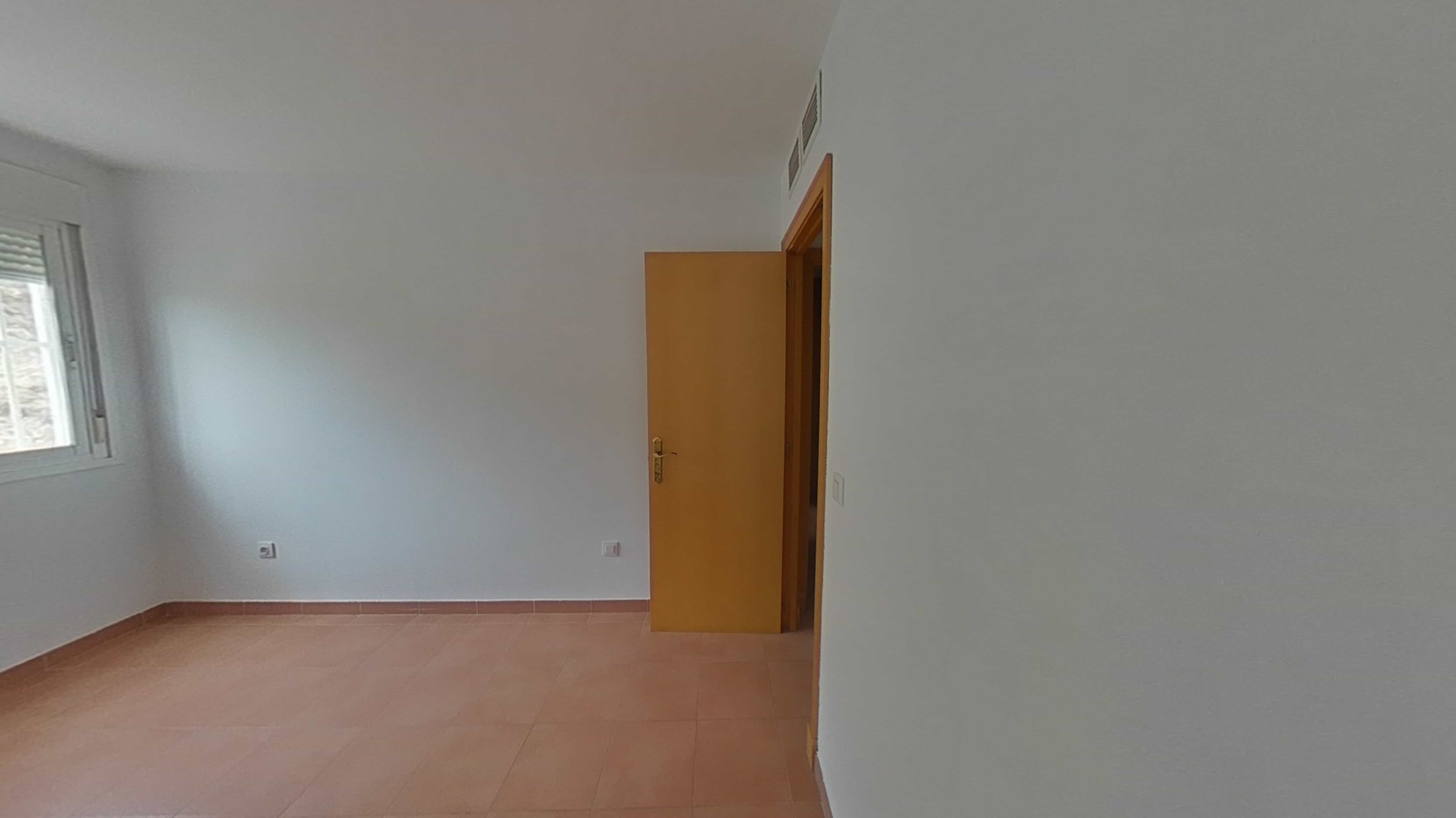 VIVIENDA ALQUILADA CON SEGURO DE IMPAGO PUERTO DE LA TORRE — Foto 16