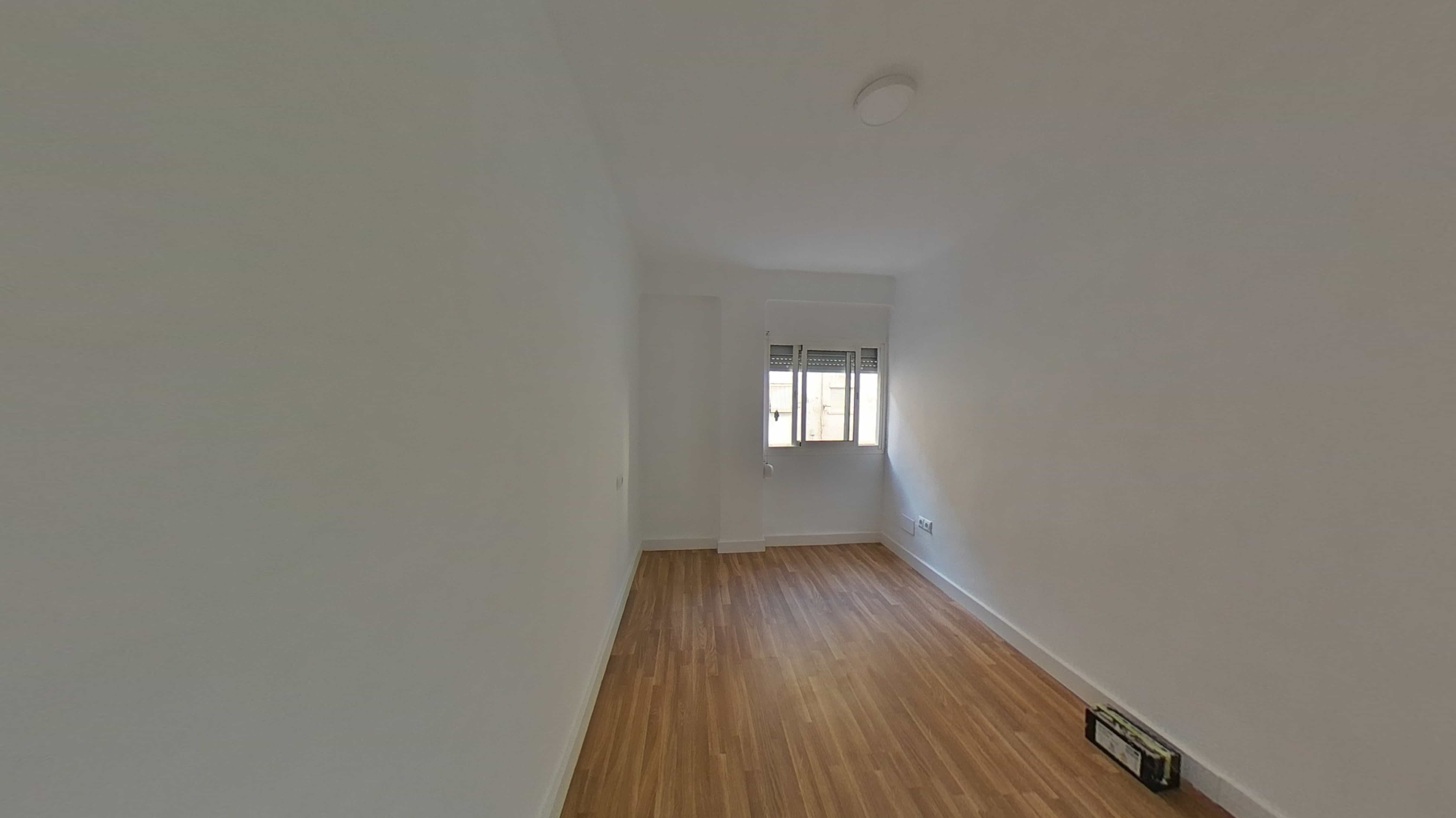 VIVIENDA ALQUILADA CON SEGUIRO DE IMPAGO EN VISTA FRANCA — Foto 17
