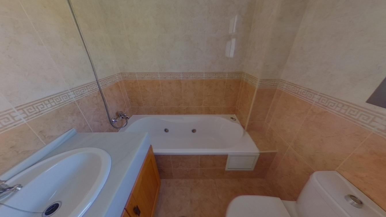 CHALET ADOSADO ALQUILADA CON SEGURO DE IMPAGO — Foto 20