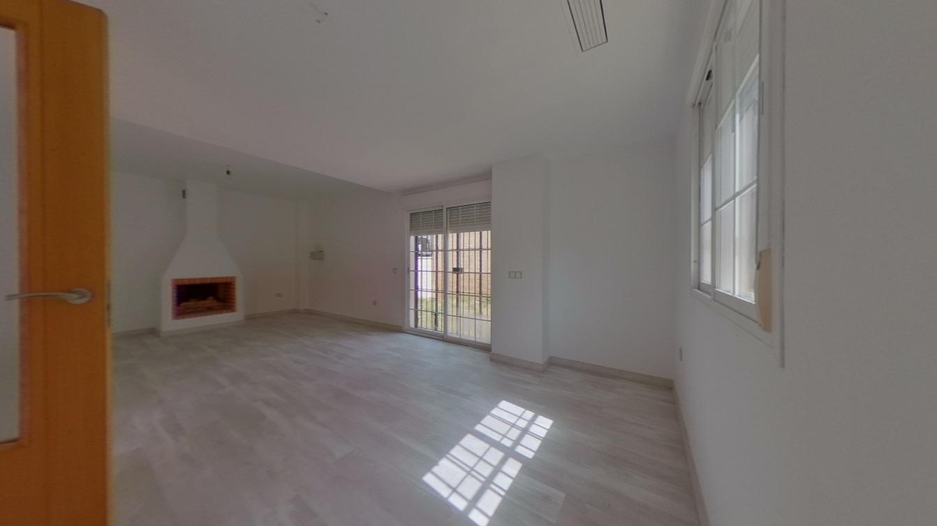 CASA ADOSADA ALHAURIN DE LA TORRE ALQUILADA CON SEGURO DE IMPAGO — Foto 2