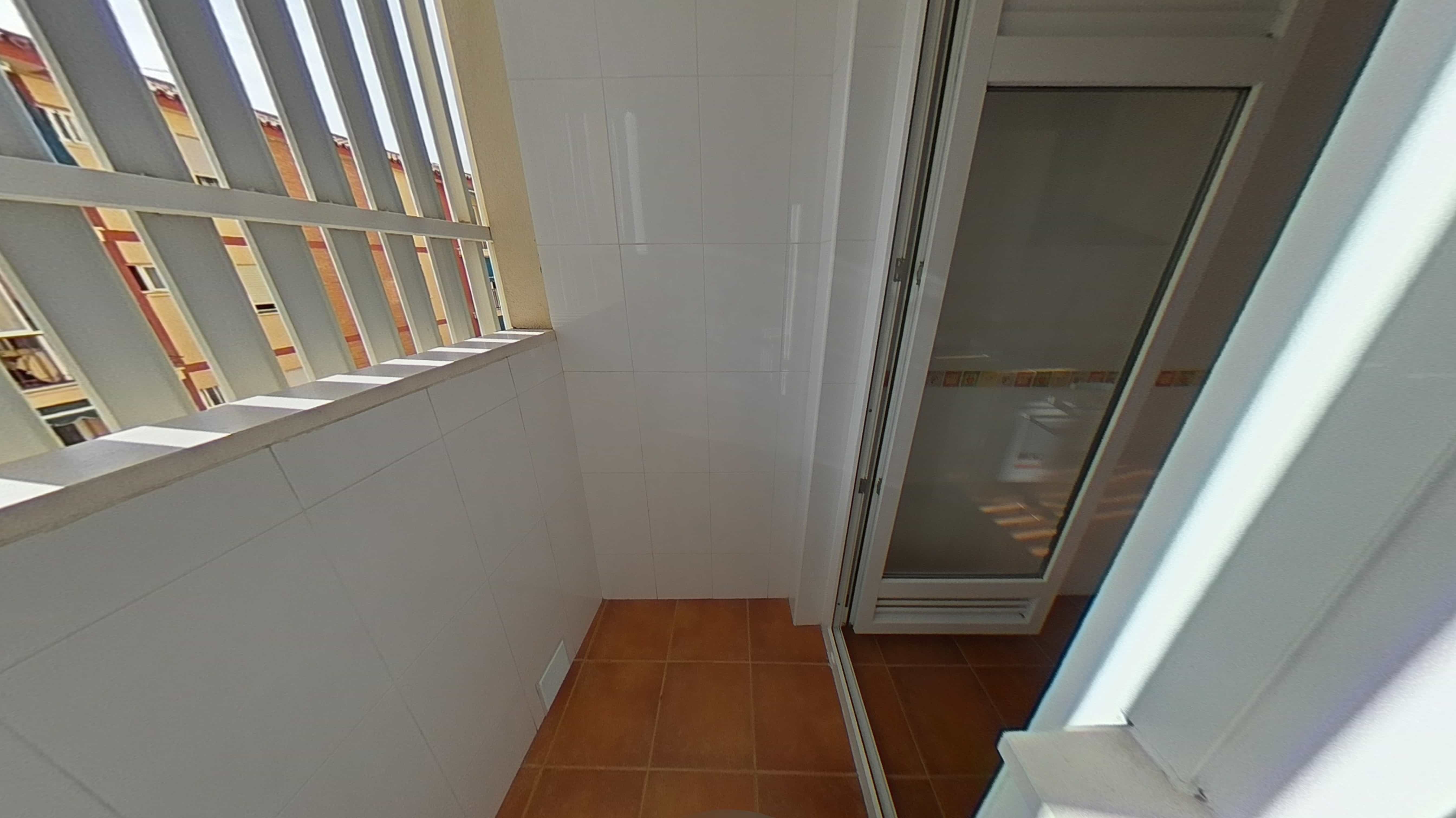 VIVIENDA DE 2 DORMITORIOS Y 2 BAÑOS EN EL RINCON DE LA VICTORIA ALQUILADA CON SEGURO DE IMPAGO — Foto 7
