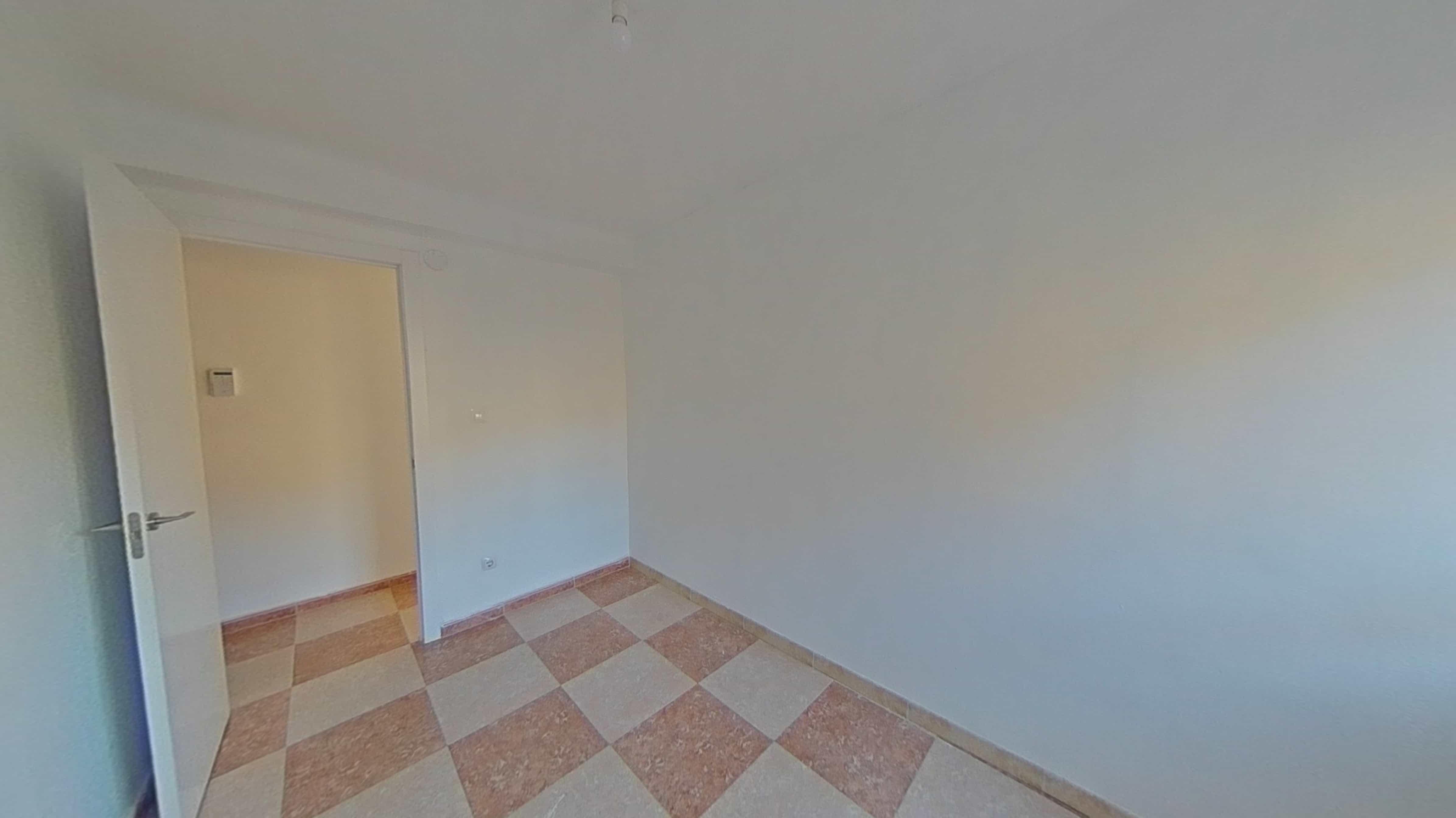 VIVIENDA ALQUILADA EN PORTADA ALTA — Foto 7