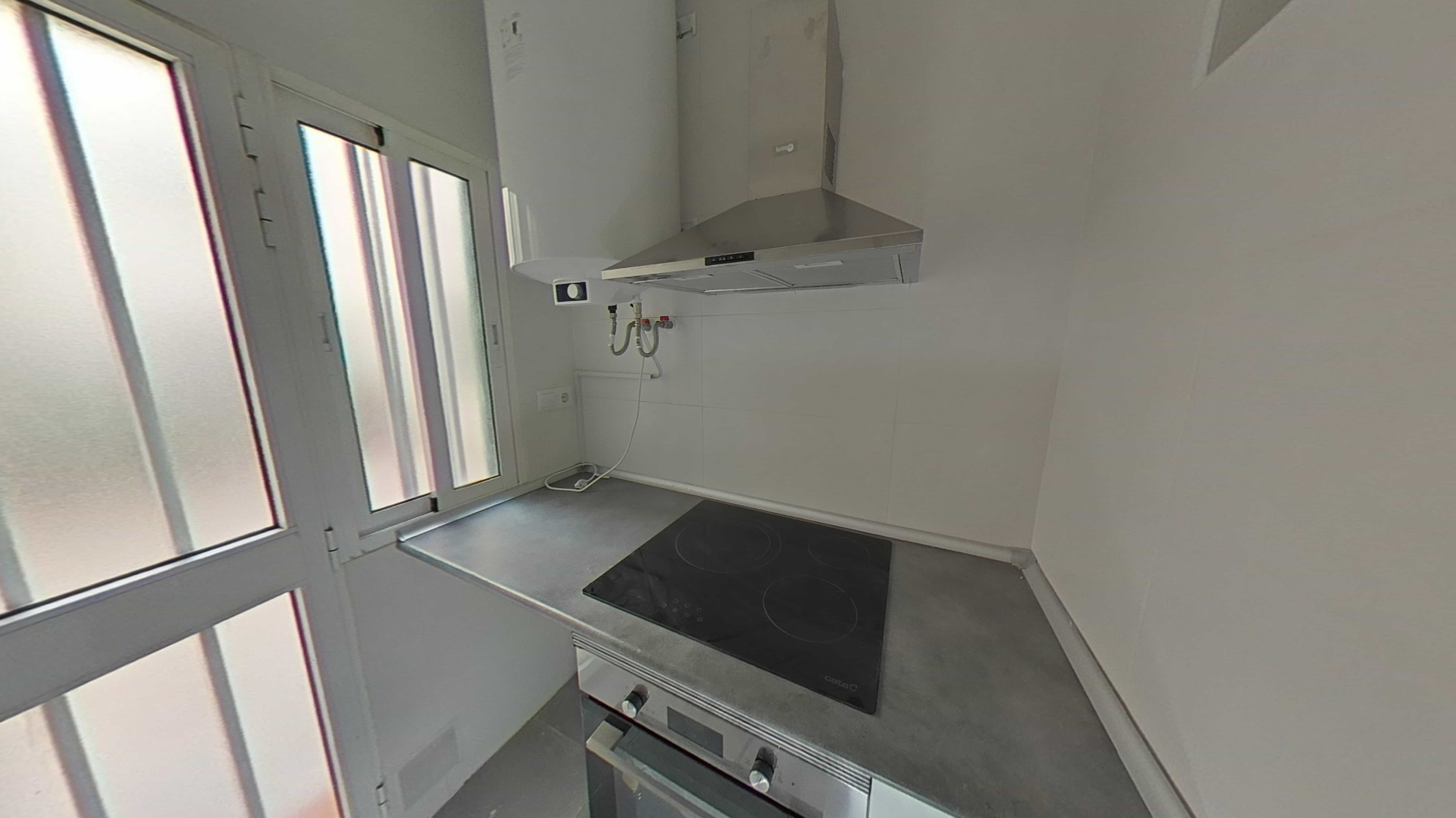 VIVIENDA ALQUILADA CON SEGUIRO DE IMPAGO EN VISTA FRANCA — Foto 10