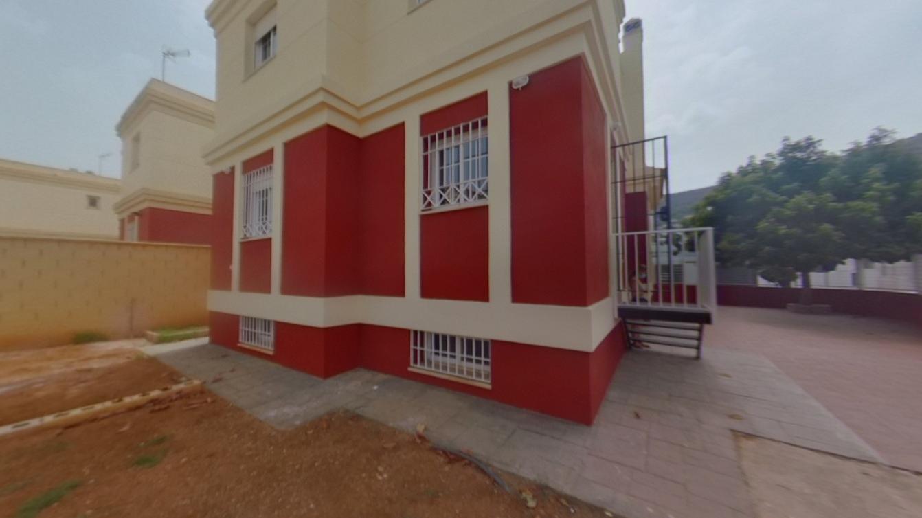 36  CHALET ADOSADO ALQUILADA CON SEGURO DE PAGO EN ALHAURIN DE LA TORRE-CAPELLANIA — Foto 2