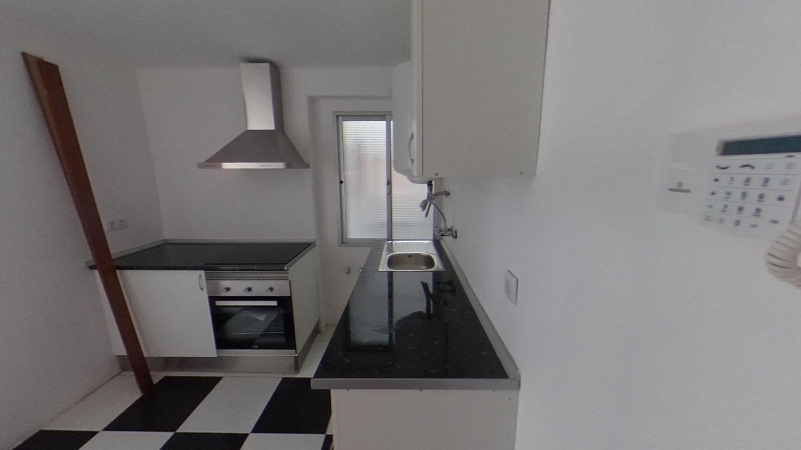 VIVIENDA ALQUILADA CON SEGURO DE IMPAGO EN SAN RAFAEL — Foto 14