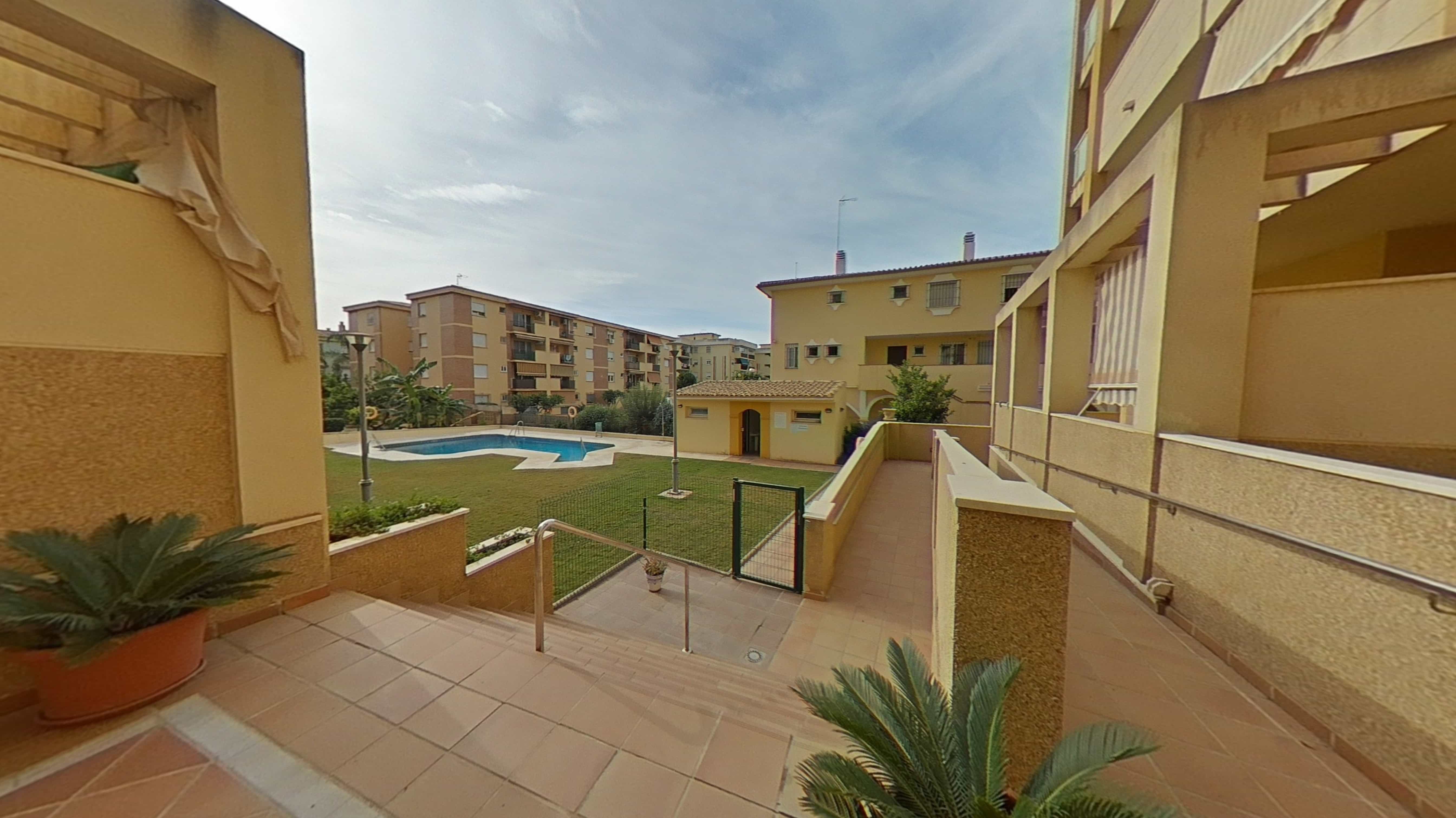 VIVIENDA DE 2 DORMITORIOS Y 2 BAÑOS EN EL RINCON DE LA VICTORIA ALQUILADA CON SEGURO DE IMPAGO — Foto 2